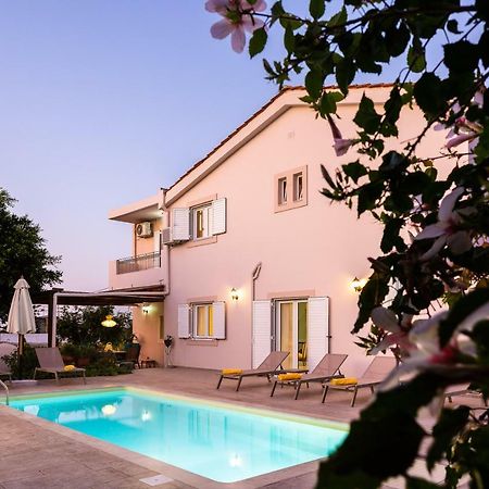Carpe Diem-Luxury Villa With Private Pool Agia Paraskevi  Extérieur photo