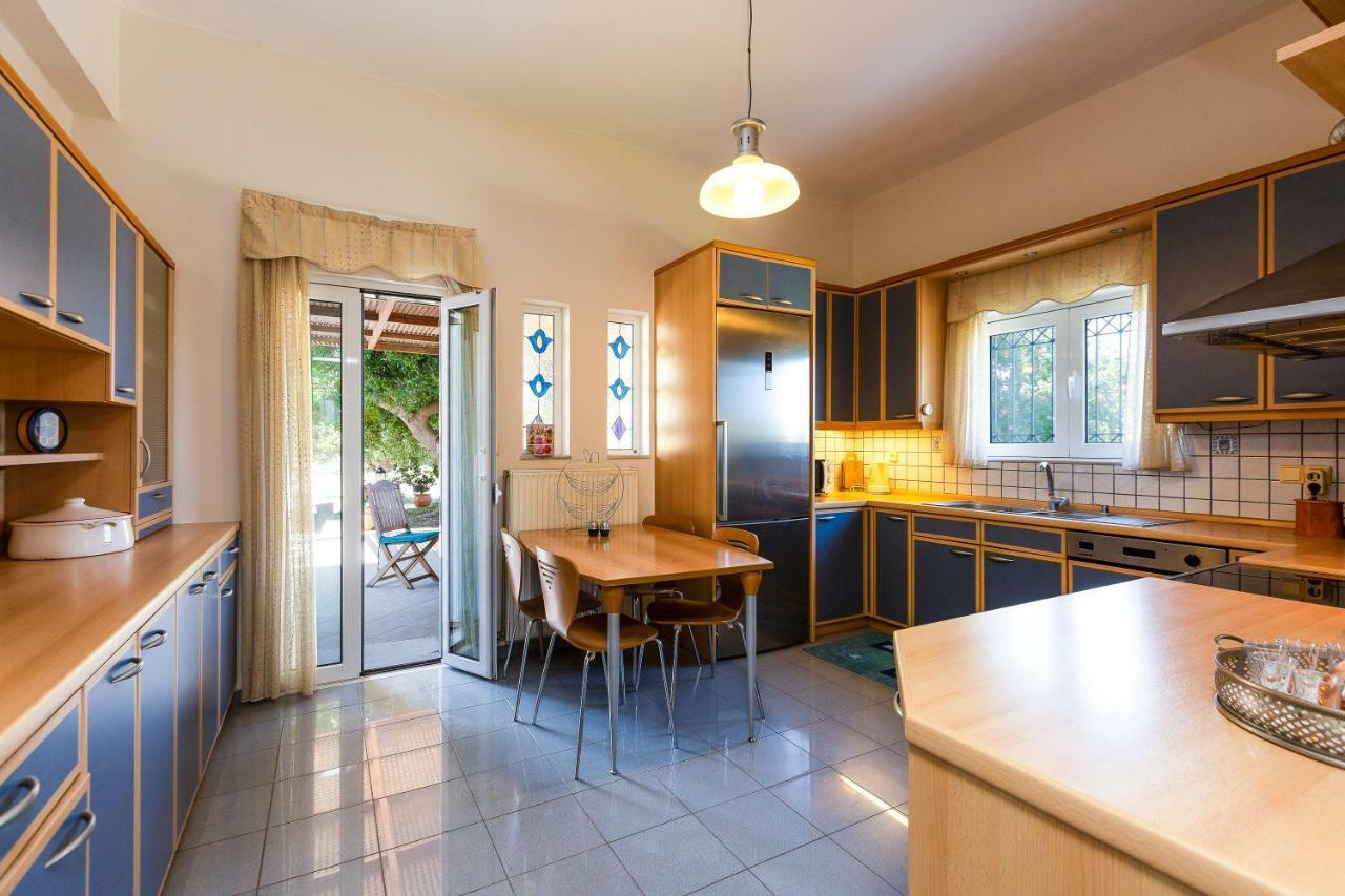 Carpe Diem-Luxury Villa With Private Pool Agia Paraskevi  Extérieur photo